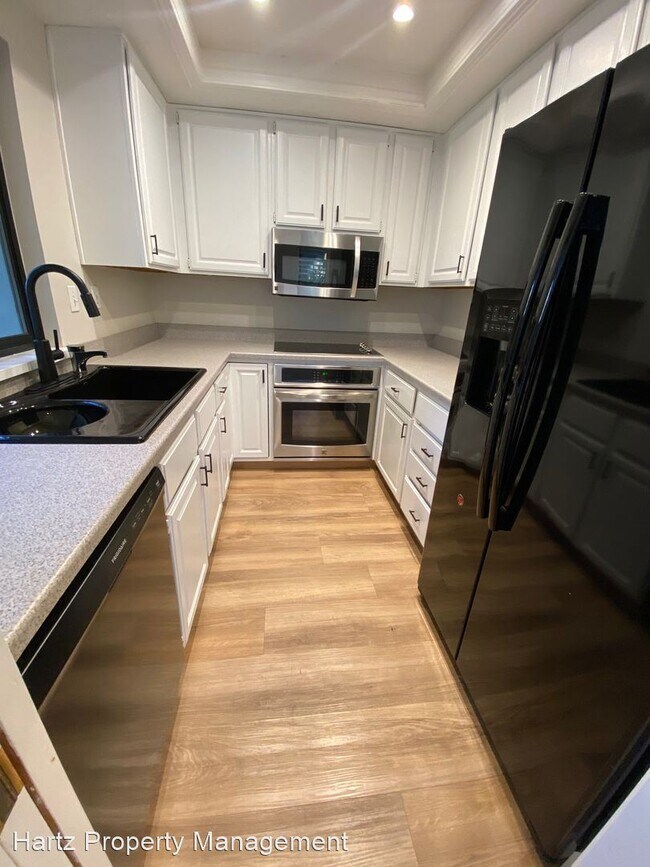 Foto del edificio - 3 br, 2.5 bath House - 533 Churchill Downs...