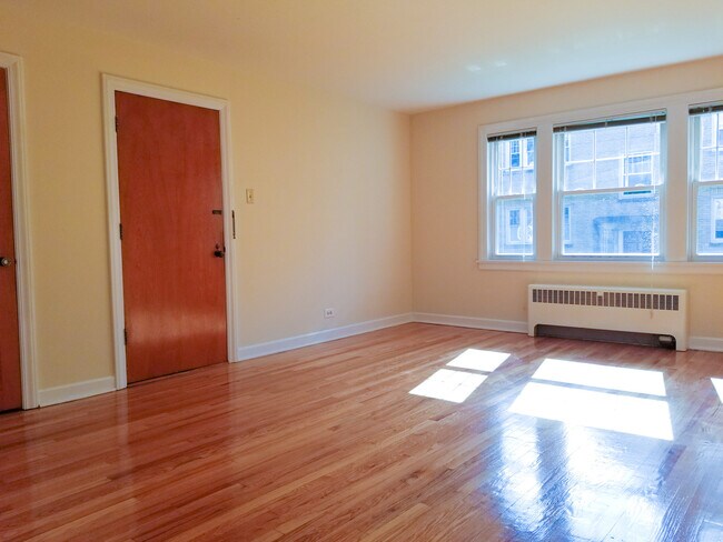 Foto del edificio - 94 Lincoln Ave
