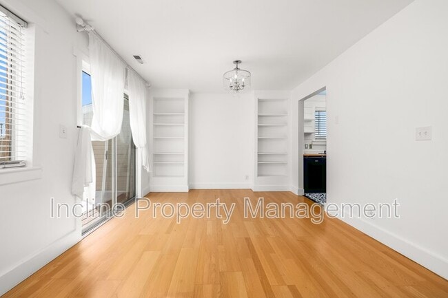 Building Photo - 147 W 905 N