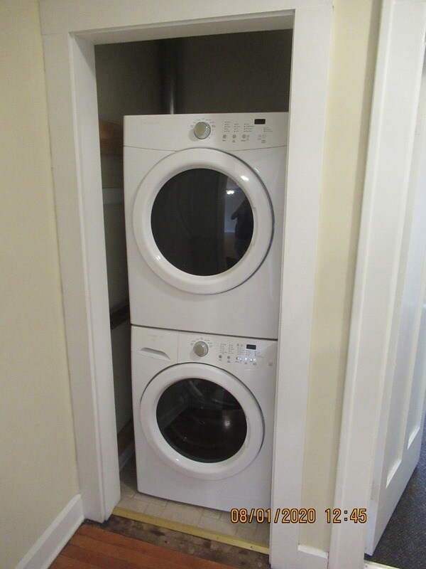 Foto del edificio - 719 E 7th St