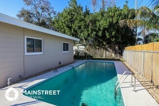 Building Photo - 1301 Farragut Dr N