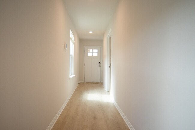 Foto del edificio - 416 Lone Cedar Rd