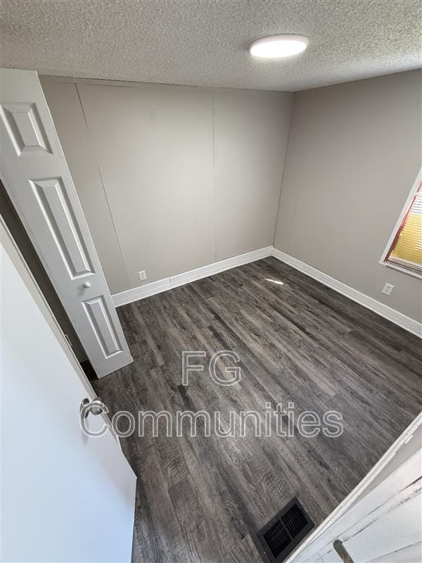 Foto del edificio - 3160 Dunn St