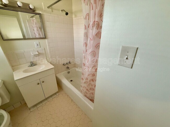 Foto del edificio - 5504 Lodema Way