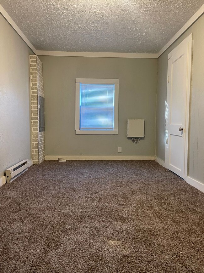 Building Photo - Cute 2 Bedroom Home in Herrin