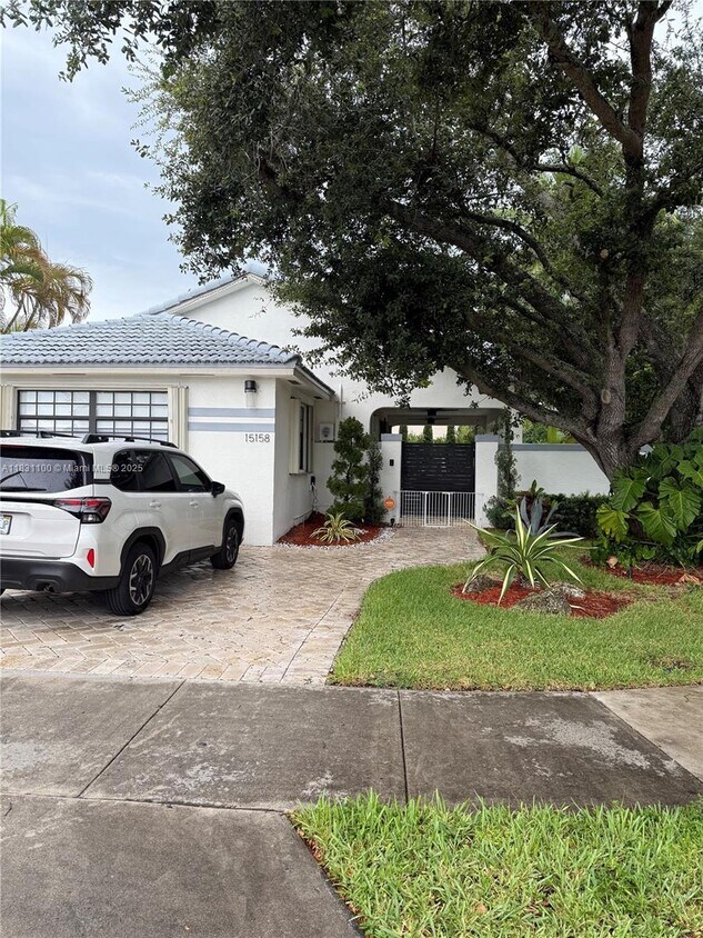 Foto principal - 15158 NW 89th Ave