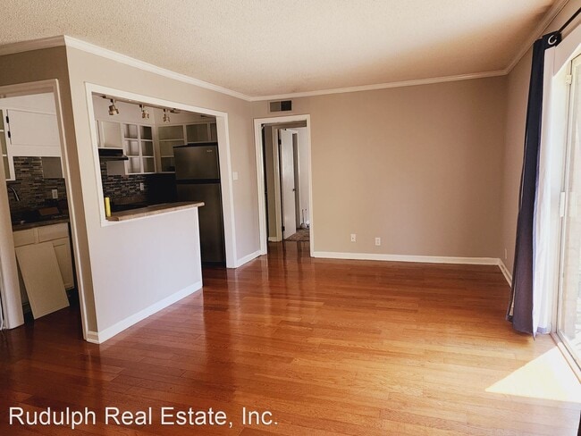Building Photo - 1 br, 1 bath House - 2136 16th Ave. So. Un...
