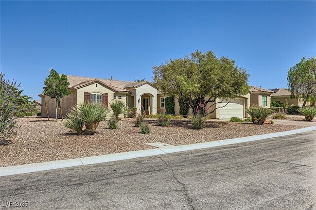 Foto del edificio - 2313 Fox Hills Dr