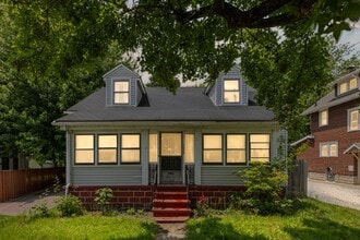 Building Photo - 1238 Girard St