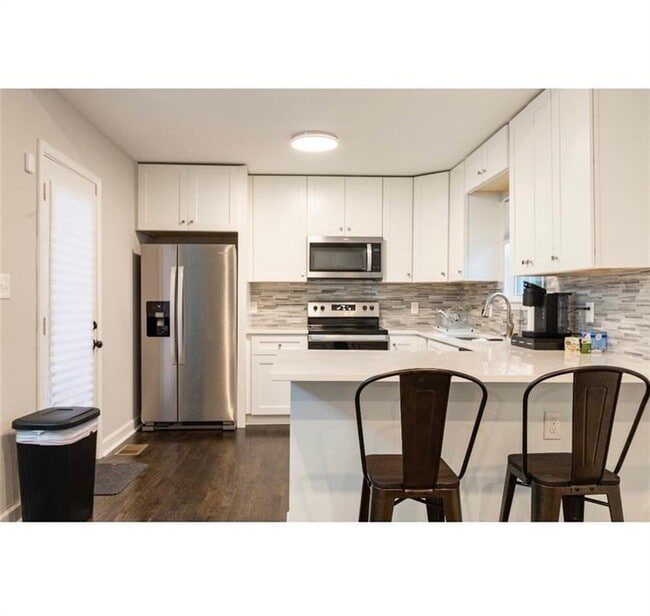 Building Photo - 2032 North Avenue NW