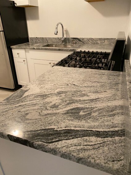 Foto del edificio - 1343 Sargeant St