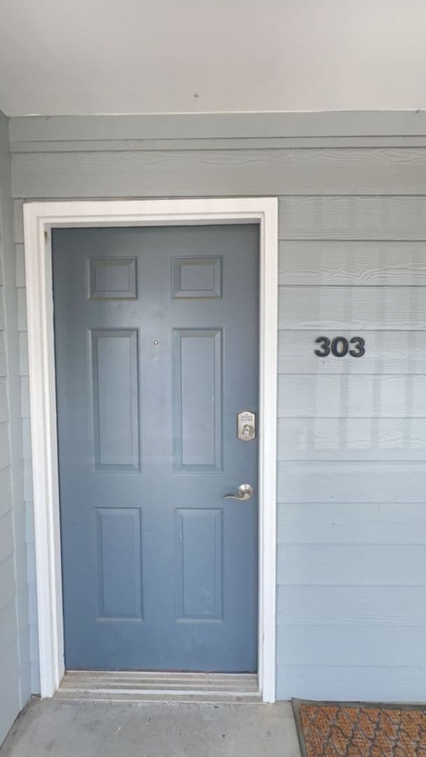 Photo - Great unit at LAUREL STATION for $3300 - monthly rent includes two assigned parking spaces! Apartment