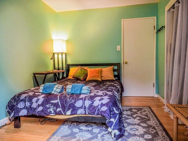 Building Photo - 4001 Fariss Ln