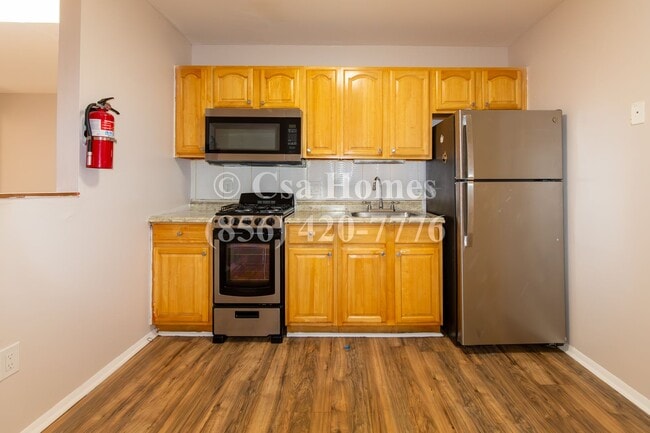 Building Photo - 12 N Black Horse Pike