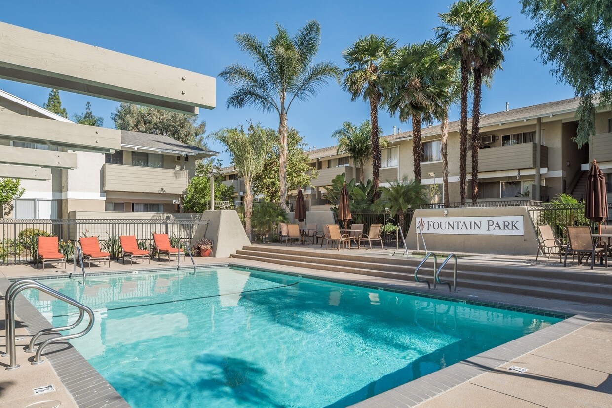Fountain Park Apartments Canoga Park, CA