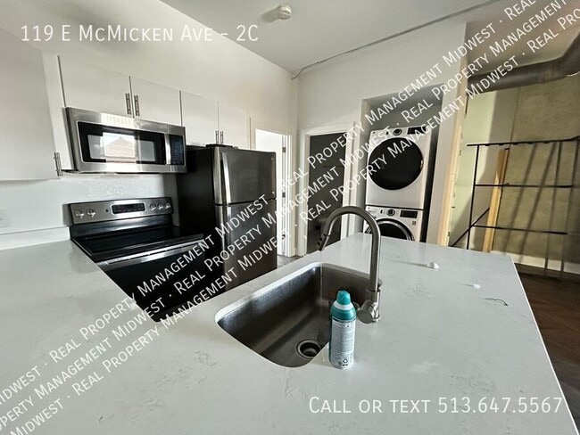 Foto del edificio - 119 E McMicken Ave