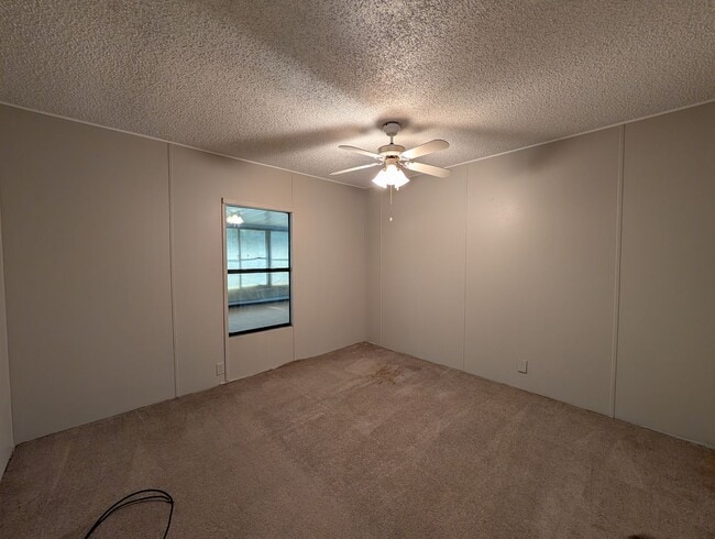 Foto del edificio - 17732 SE 86th St