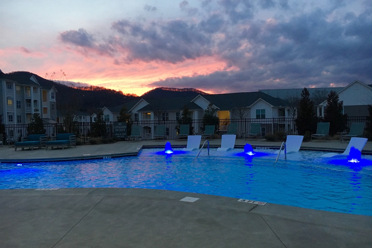 Riverstone Apartments at Long Shoals Apartments in Arden, NC