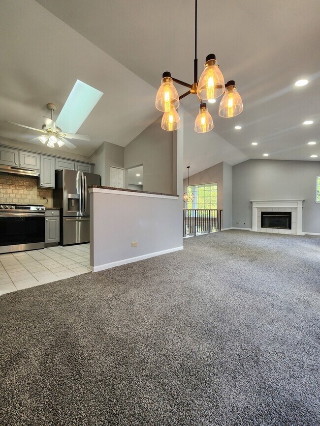 Foto del edificio - 2753 S Cedar Glen Dr