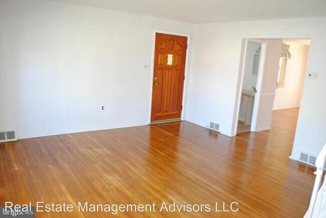 Building Photo - 3 br, 1.5 bath House - 200 Baldwin Avenue
