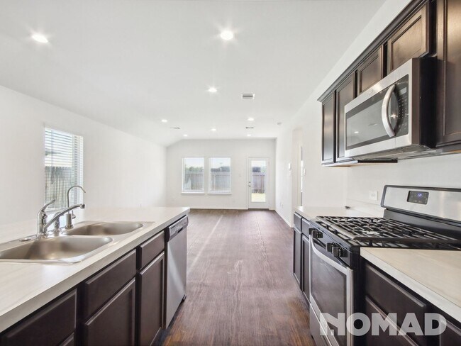 Foto del edificio - 3 Bedroom Single Family Home in Spring