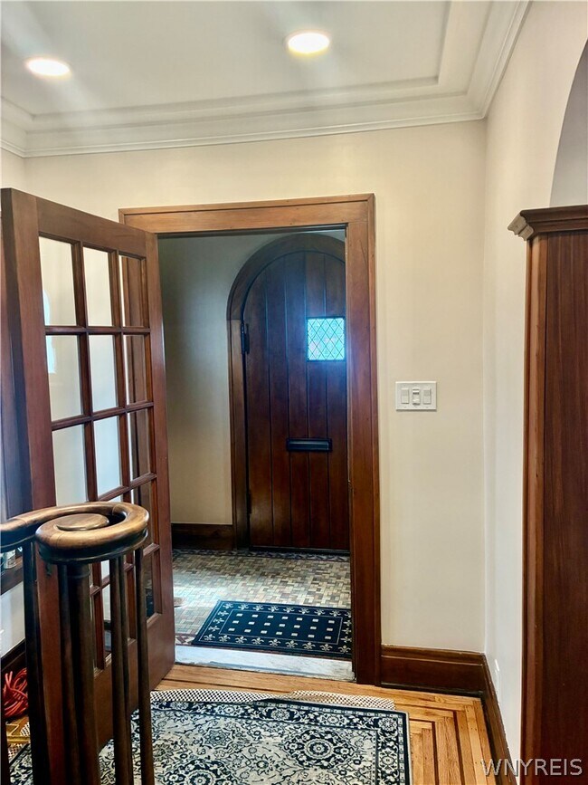 Foto del edificio - 385 Berryman Dr