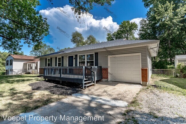 Foto del edificio - 3 br, 1 bath House - 5307 NE 44th Terrace