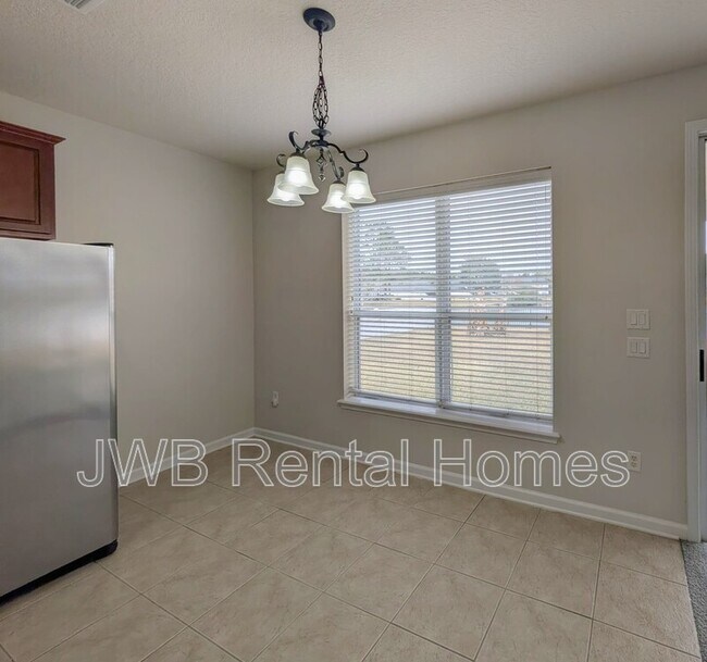 Building Photo - 826 Mosswood Chase