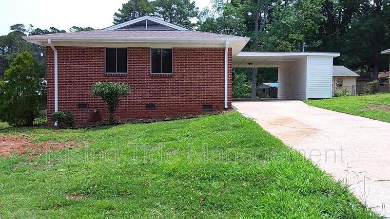 Primary Photo - 548 Willow Ln