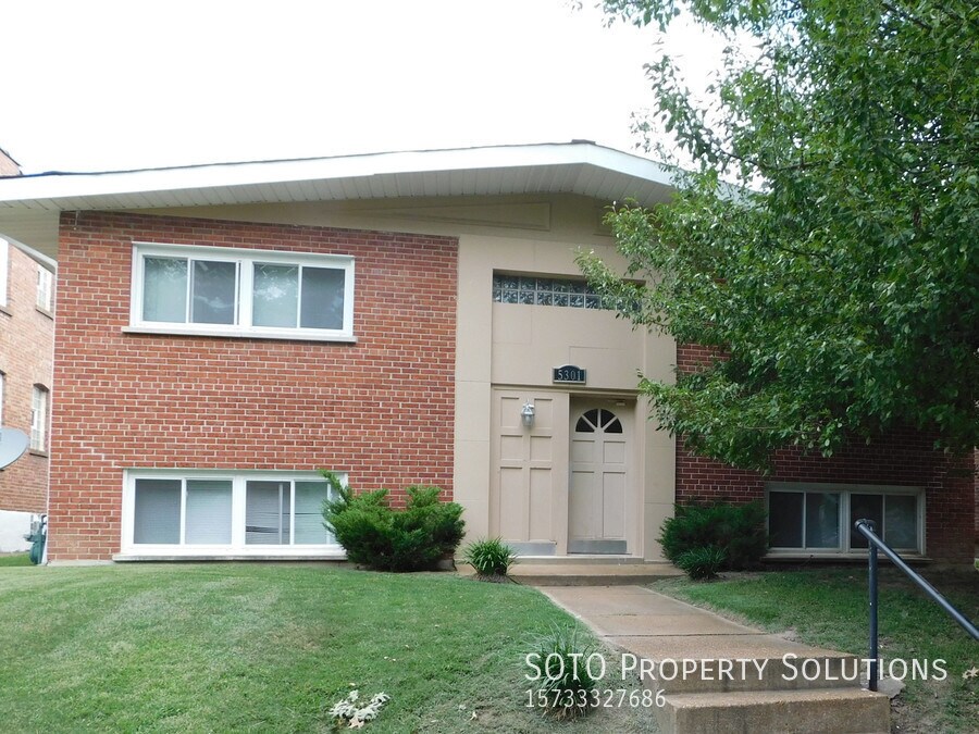 5301 Bancroft Ave Unit Apt. 1E, St. Louis, MO 63109 Room for Rent in