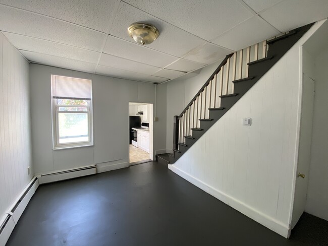 Foto del edificio - 222 N Pine St