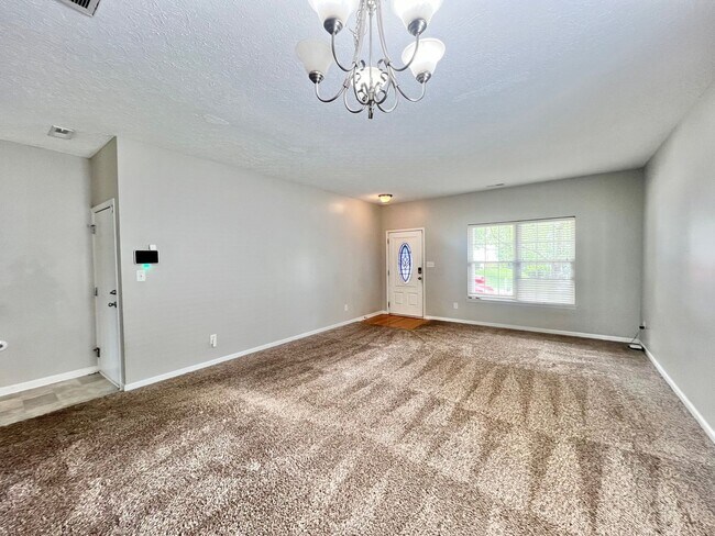 Foto del edificio - 2019 Spring Creek Dr