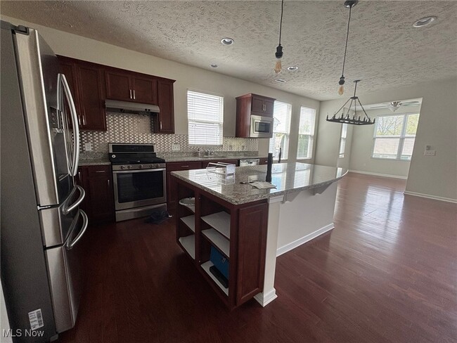 Foto del edificio - 522 Heritage Woods Dr