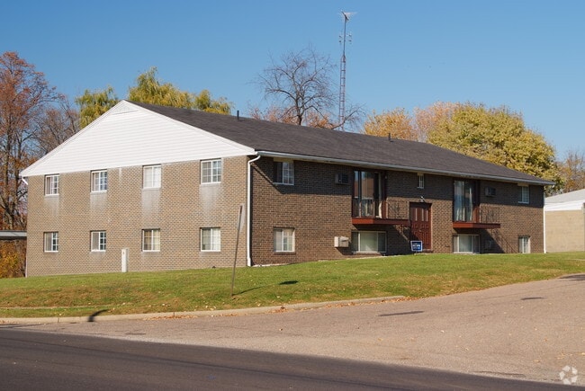 Building Photo - 1005 Johnson St