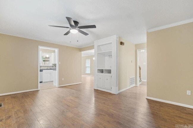 Building Photo - 3017 Delmar Ave