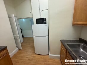 Building Photo - 1173 Boylston St