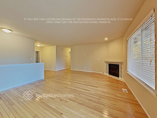 Foto del edificio - 18327 77th St E