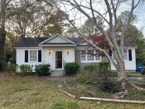 Building Photo - 220 Gilleland Dr