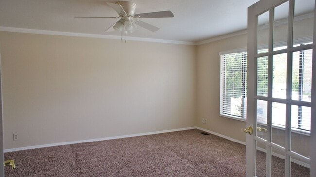 Building Photo - Single Story with Big Backyard in Hollister