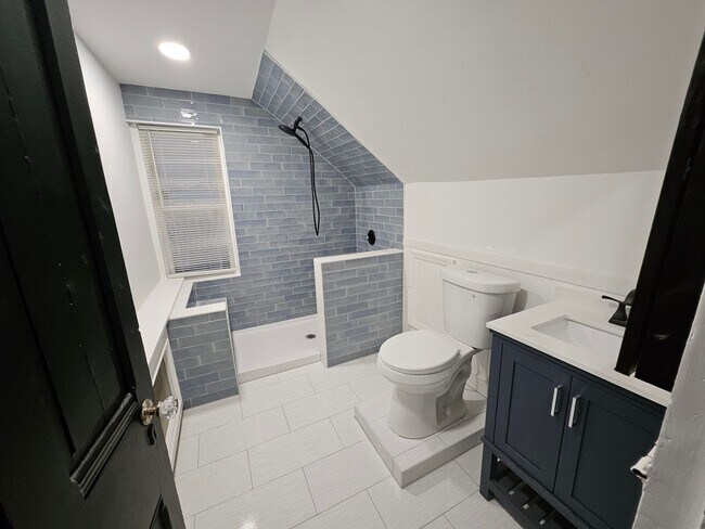 Foto del edificio - 101 E 35th St