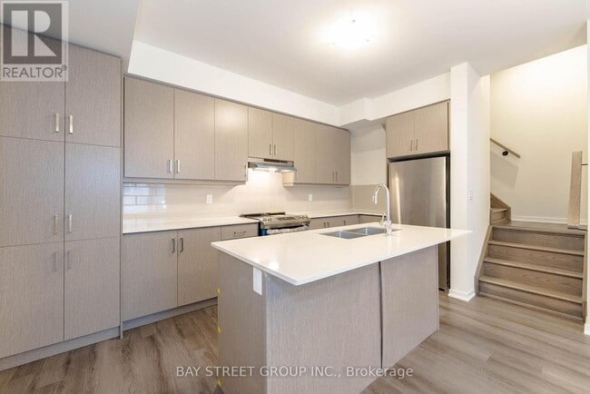 Building Photo - 31 Almond Blossom Mews