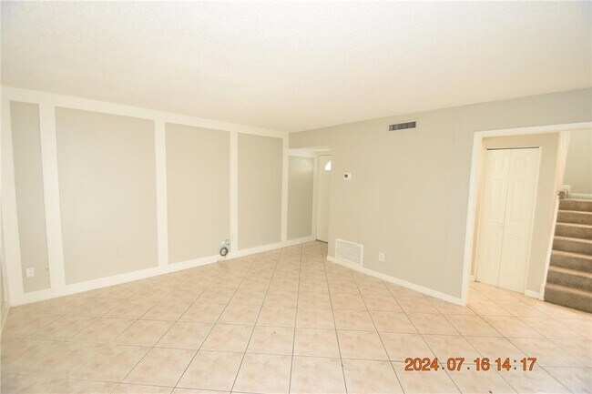 Foto del edificio - 10541 Parkcrest Dr