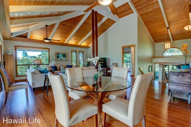 Building Photo - 4 br, 2 bath House - 4009 Kaikio Ewa Place