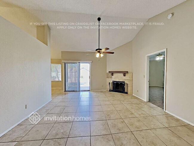 Building Photo - 13020 N 55th Dr