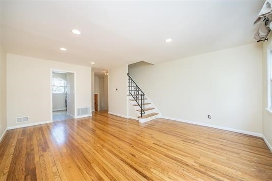 Building Photo - 58 Ferncliff Rd