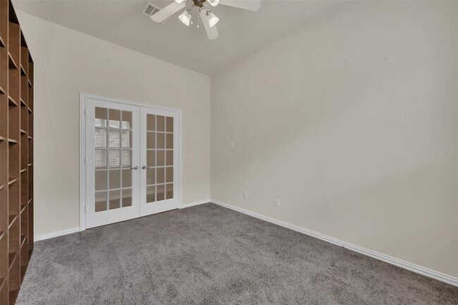 Building Photo - 21331 Somerset Shores Crossing