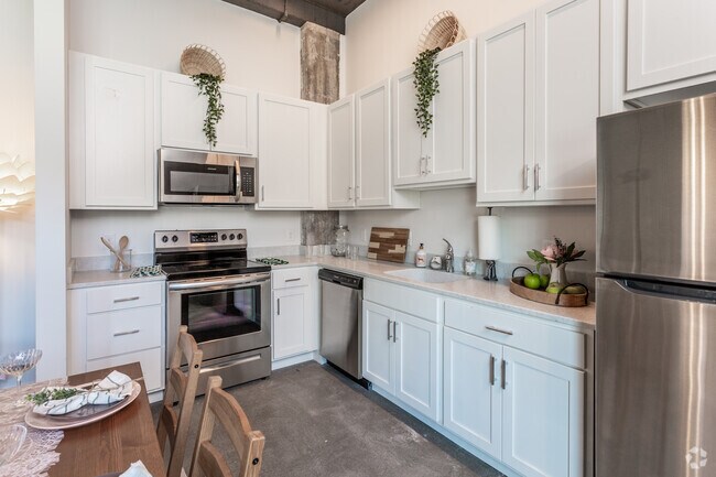 Studio 645 SF - Kitchen - Dahlman Flats Apartments