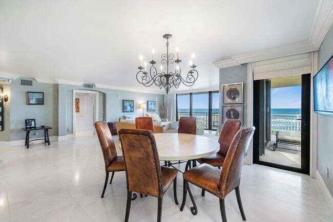 Foto del edificio - 3951 N Ocean Blvd