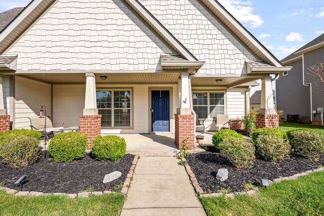 Foto del edificio - Pet Friendly Three Bedroom with Bonus!