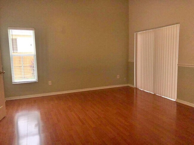 Foto del edificio - MOVE IN NOW-OVIEDO RENTAL HOME IN GATED COMMUNITY!  Beautiful one story 4 bed 2ba home with 2 car...